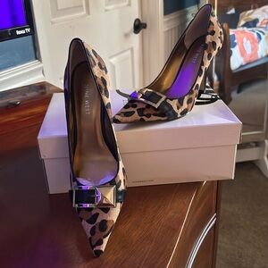 NEW NINE WEST NW BELLTOWN Heels—size 6.5 M